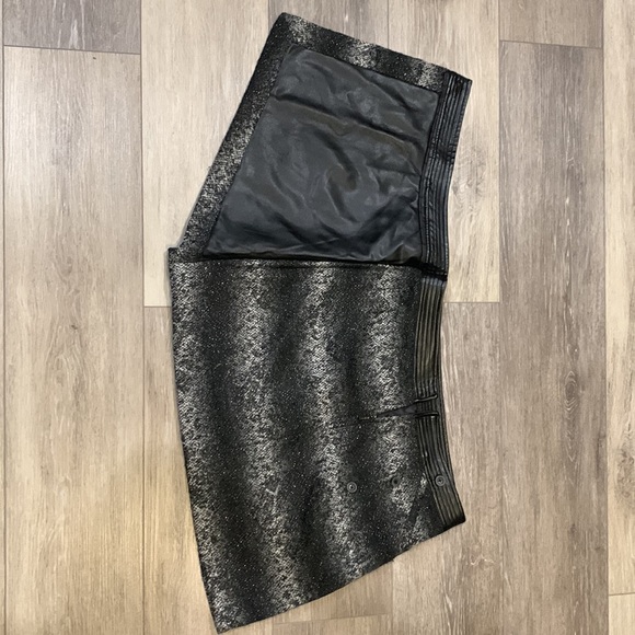 Karl Lagerfeld Winter Skirt - Picture 4 of 7